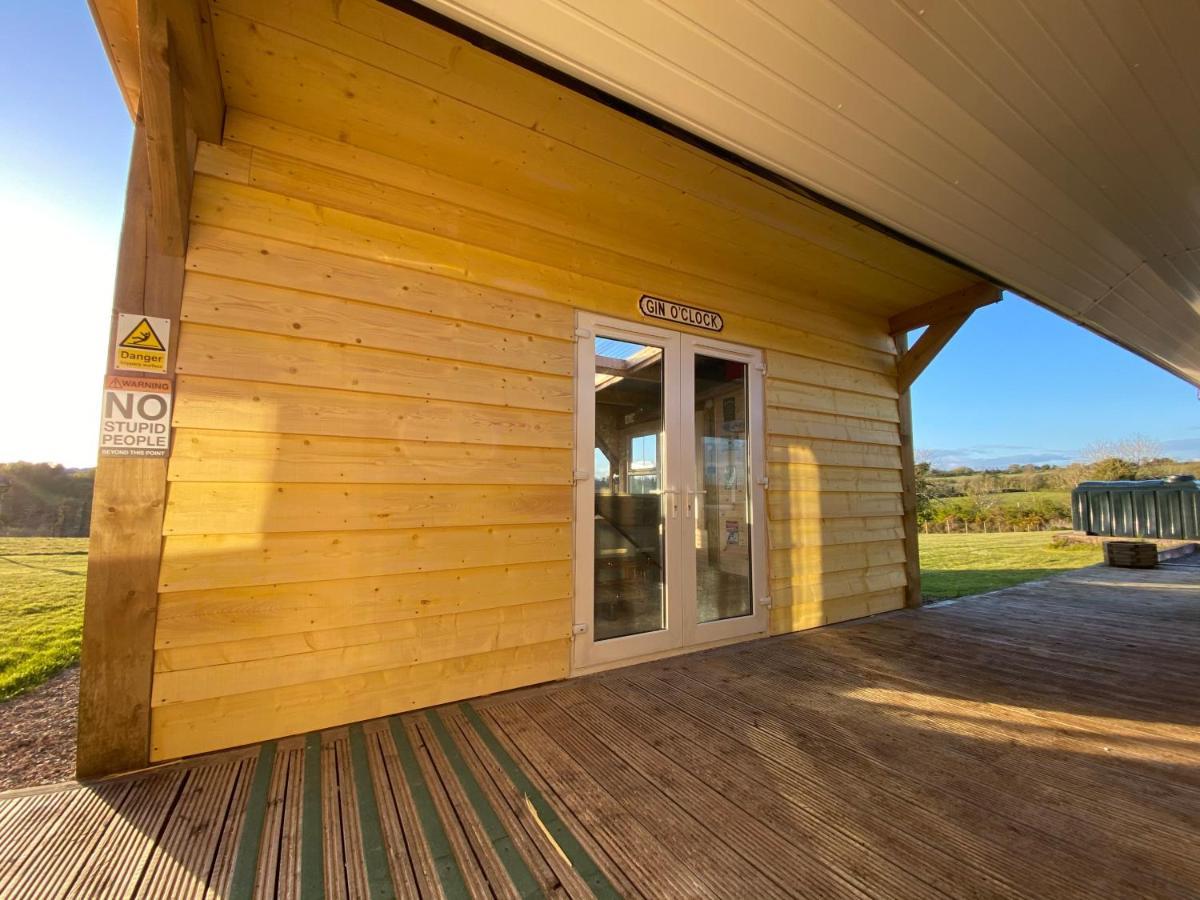 Sleeps 12 Hot Tub Sauna Cinema Pets Welcome Ενισκίλεν Εξωτερικό φωτογραφία